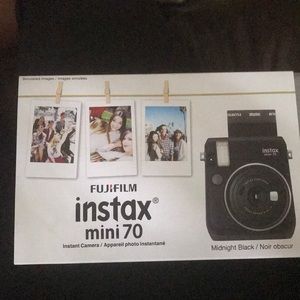 Fujifilm Instax mini70 with bonus starter film pk